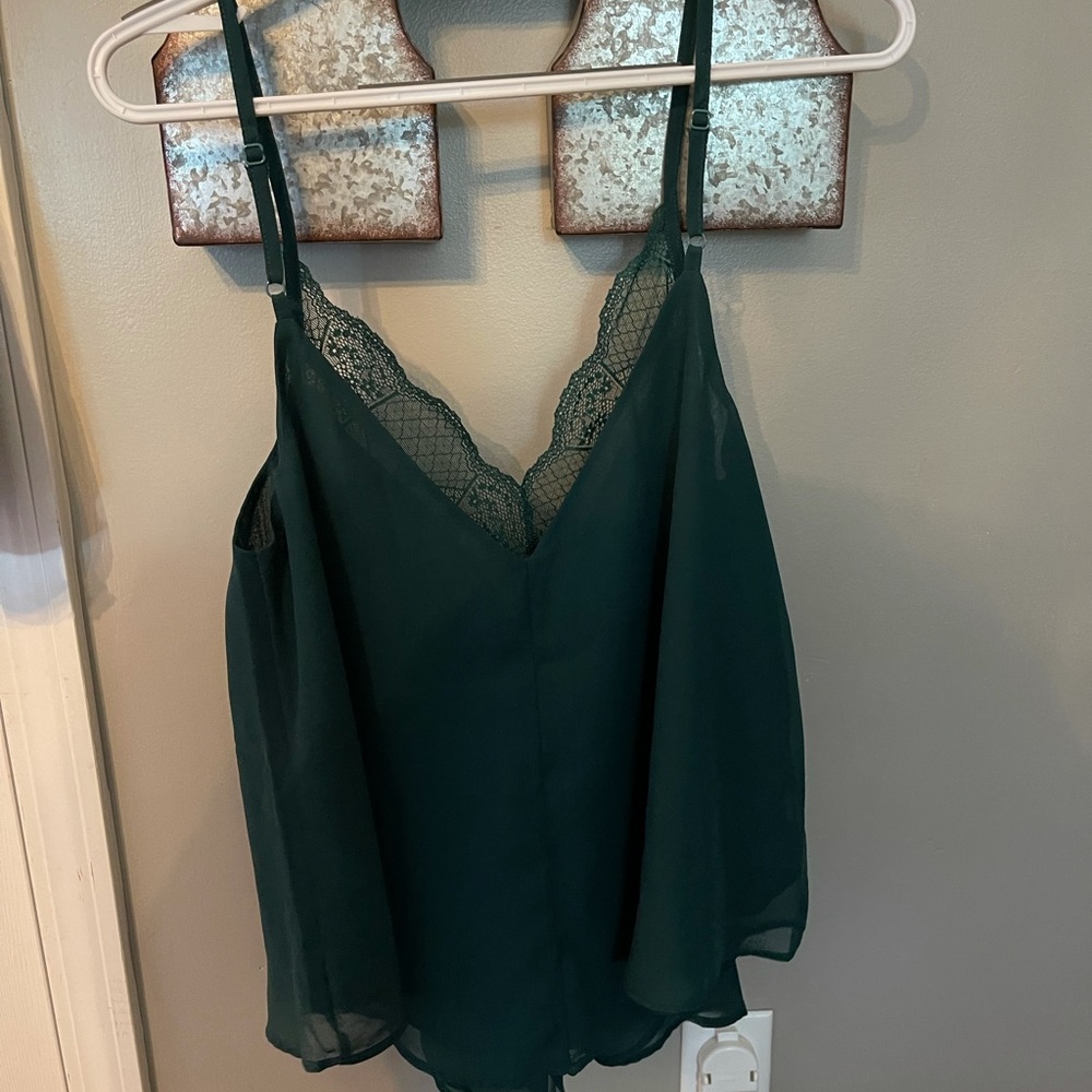 Hunter green camisole blouse size small NWOT